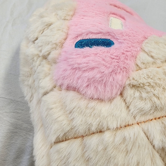 Icecream Heart-Shaped Pillow - Pink and Cream - Picture 15 of 16